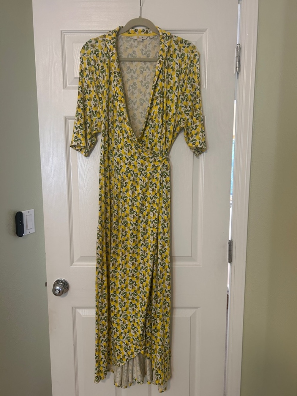 BODEN Lavinia Jersey Wrap Dress In Ivory Lemon Vine- 14L - Picture 2 of 9